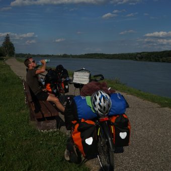 3FC059E7-AED2-4572-9DA2-2AFB830540E4